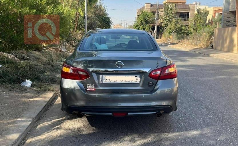 نیسان ئەلتیما